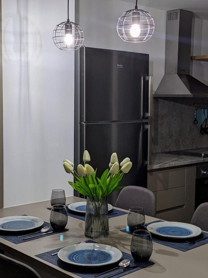 Sky Side Luxury Condo Skopje Ngoại thất bức ảnh